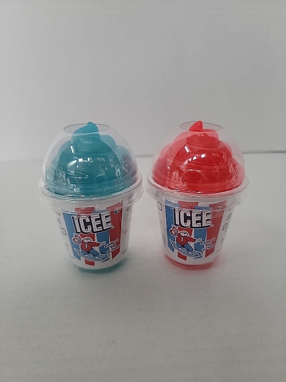Incredible Play Scented Squishi ICEE (2 pack) colors RED & BLUE